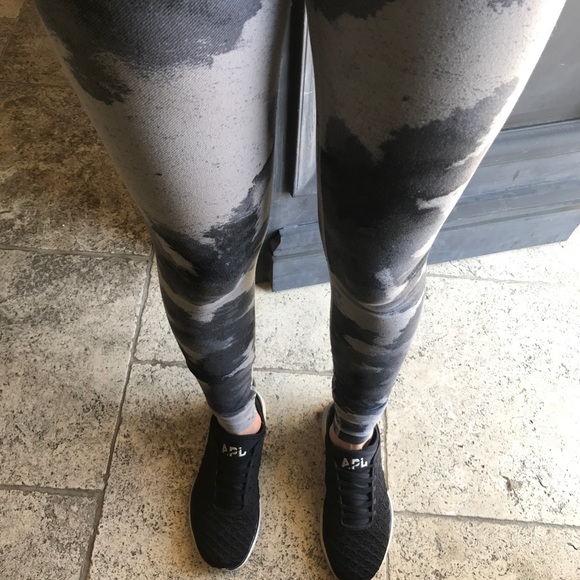 Watercolor lululemon leggings. - Picture 2 of 3